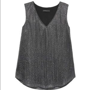 Banana Republic Sleeveless Top - Color Gray Metallic - Size Medium